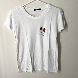 BRANDY MELVILLE GRAPHIC TEE